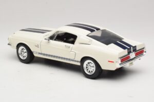 Ford Shelby GT500KR Hvid Road Legends 1:18 92168 Metal — billede 7 af 8