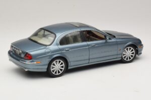 Jaguar S-Type X200 Blå Maisto 1:18 31865 Metal — billede 3 af 8