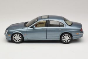 Jaguar S-Type X200 Blå Maisto 1:18 31865 Metal — billede 4 af 8