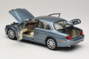 Jaguar S-Type X200 Blå Maisto 1:18 31865 Metal — billede 5 af 8