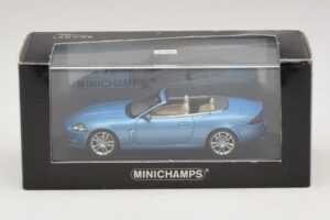 Jaguar XK X150 Cabriolet Lyseblå Metallic Minichamps 1:43 400130530 Metal — billede 5 af 5