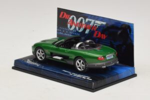 Jaguar XKR X100 Roadster Die Another Day Minichamps 1:43 045149 Metal — billede 3 af 5