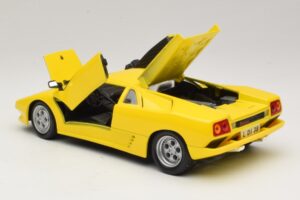 Lamborghini Diablo Gul Maisto 1:18 32803 Metal — billede 5 af 8