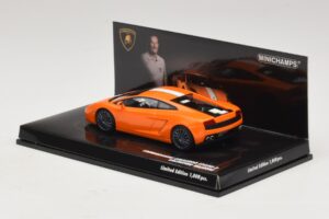 Lamborghini Gallardo LP550-2 Valentino Balboni Minichamps 1:43 436103802 Metal — billede 3 af 5