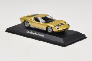 Lamborghini Miura P400 Guld Maxichamps 1:43 940103002 Metal — billede 3 af 5