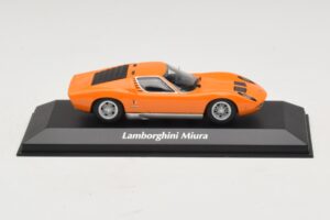 Lamborghini Miura P400 Orange Maxichamps 1:43 940103001 Metal
