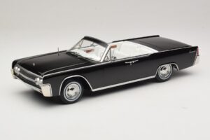 Lincoln Continental Convertible Sort Bad Boys KK-Scale 1:18 KKDC181521 Metal