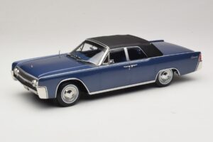 Lincoln Continental Convertible Blå Metallic The Lincoln Lawyer KK-Scale 1:18 KKDC181522 Metal — billede 2 af 7