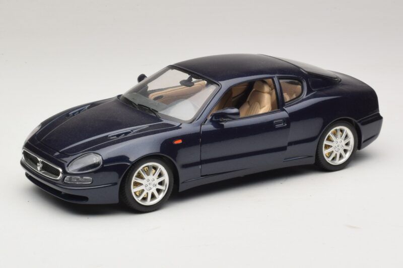 Maserati 3200 GT Blå Bburago 1:18 3371-P1 Metal