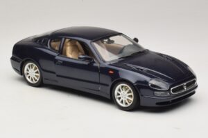 Maserati 3200 GT Blå Bburago 1:18 3371-P1 Metal — billede 6 af 8
