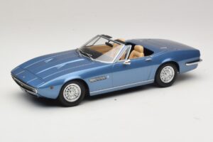 Maserati Ghibli Spyder Lyseblå Metallic KK-Scale 1:18 Maserati Ghibli Spyder Lyseblå Metallic KK-Scale 1:18 KKDC181304 Metal