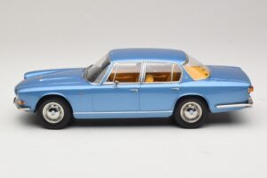 Maserati Quattroporte I Lyseblå Metallic KK-Scale 1:18 KKDC181514 Metal — billede 3 af 6