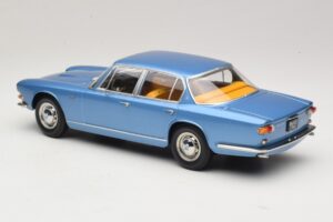 Maserati Quattroporte I Lyseblå Metallic KK-Scale 1:18 KKDC181514 Metal — billede 5 af 6