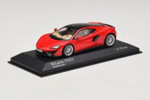 McLaren 570GT Vermillion Red Minichamps 1:43 537154522 Metal — billede 2 af 5