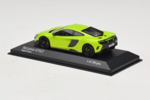 McLaren 675LT Napier Green Minichamps 1:43 537154422 Metal — billede 3 af 5