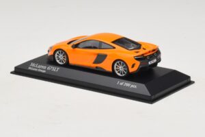 McLaren 675LT Orange Minichamps 1:43 537154421 Metal — billede 3 af 5