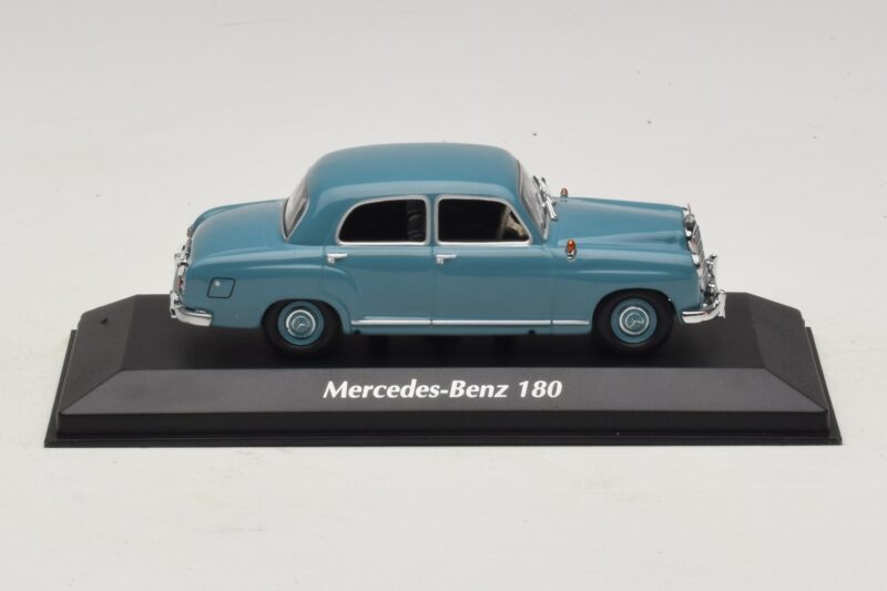 Mercedes 180 W120 Blå Maxichamps 1:43 940033102 Metal
