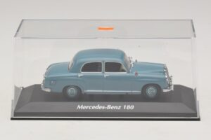 Mercedes 180 W120 Blå Maxichamps 1:43 940033102 Metal — billede 4 af 5
