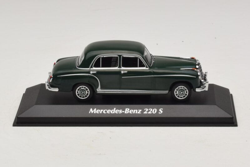 Mercedes 220 S W180 Mørkegrøn Maxichamps 1:43 940033001 Metal