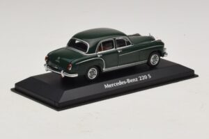 Mercedes 220 S W180 Mørkegrøn Maxichamps 1:43 940033001 Metal — billede 2 af 5