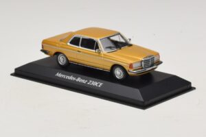 Mercedes 230 CE C123 Guld Metallic Maxichamps 1:43 940032220 Metal — billede 3 af 5