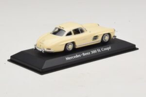 Mercedes 300 SL W198 Hvid Maxichamps 1:43 940039002 Metal — billede 2 af 5