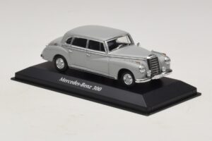 Mercedes 300 W186 Grå Maxichamps 1:43 940039061 Metal — billede 3 af 5
