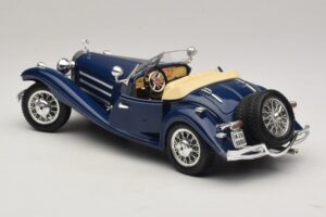 Mercedes 500K Roadster Blå Bburago 1:20 3070 Metal — billede 5 af 8