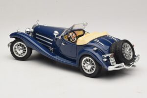 Mercedes 500K Roadster Blå Bburago 1:20 3070 Metal — billede 7 af 8