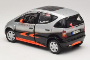 Mercedes A-Class W168 D. Coulthard Sølv Maisto 1:18 35841 Metal — billede 7 af 8