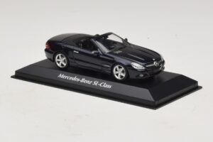 Mercedes SL R230 Blå Metallic Maxichamps 1:43 940037531 Metal — billede 3 af 5