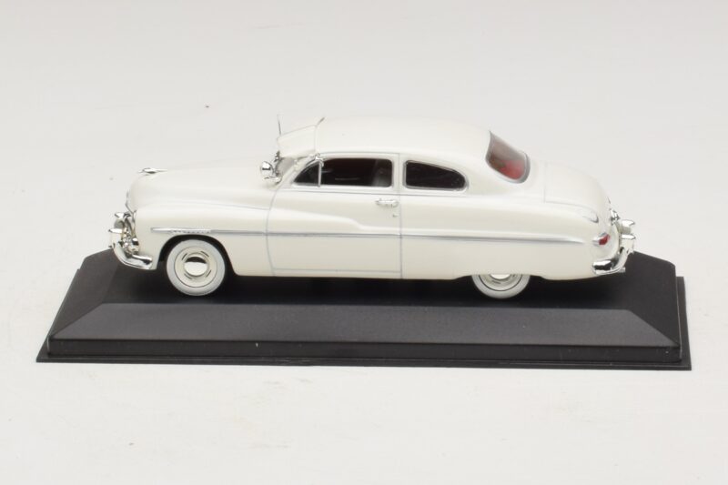 Mercury Monterey Hvid Minichamps 1:43 400082401 Metal
