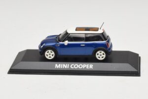 Mini Cooper S R53 Mørkeblå Med Panoramatag Minichamps 1:43 MINI021 Metal
