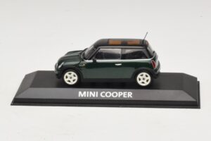 Mini Cooper S R53 Mørkegrøn Med Sort Tag Minichamps 1:43 MINI023 Metal