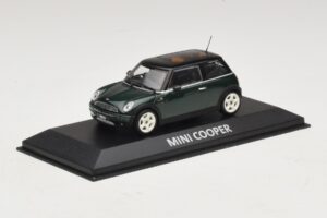 Mini Cooper S R53 Mørkegrøn Med Sort Tag Minichamps 1:43 MINI023 Metal — billede 2 af 5