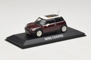 Mini Cooper S R53 Mørkerød Med Panoramatag Minichamps 1:43 MINI019 Metal — billede 2 af 4