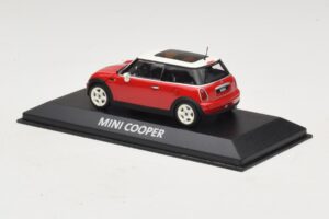 Mini Cooper S R53 Rød Med Panoramatag Minichamps 1:43 MINI024 Metal — billede 3 af 5