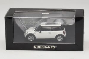Mini Cooper S R53 Hvid Med Panoramatag Minichamps 1:43 MINI020 Metal — billede 5 af 5