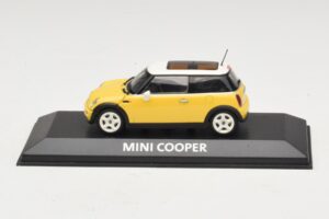 Mini Cooper S R53 Gul Med Gult Panoramatag Minichamps 1:43 MINI029 Metal