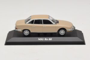 NSU Ro 80 Beige Maxichamps 1:43 NSU Ro 80 Beige Maxichamps 1:43 940015401 Metal