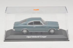 Opel Rekord C Coupé Blå Maxichamps 1:43 940046121 Metal — billede 4 af 5