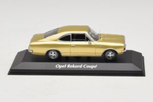 Opel Rekord C Coupé Guld Maxichamps 1:43 940046120 Metal