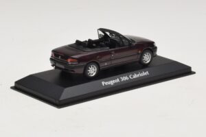 Peugeot 306 Cabriolet Lilla Metallic Maxichamps 1:43 940112834 Metal — billede 2 af 5