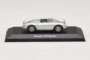 Porsche 550 Spyder Sølv Maxichamps 1:43 940066030 Metal