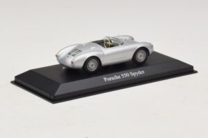 Porsche 550 Spyder Sølv Maxichamps 1:43 940066030 Metal — billede 2 af 5