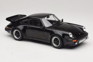 Porsche 911 930 Turbo 3.3 Sort KK-Scale 1:18 KKDC181443 Metal — billede 4 af 6