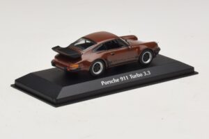 Porsche 911 930 Turbo 3.3 Brun Maxichamps 1:43 940069001 Metal — billede 2 af 5