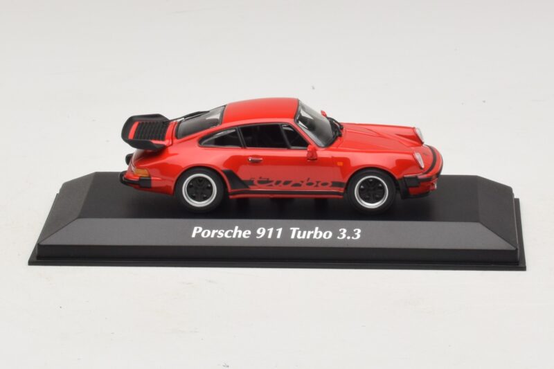 Porsche 911 930 Turbo 3.3 Rød Maxichamps 1:43 940069000 Metal