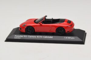 Porsche 911 991.1 Carrera 4 GTS Cabriolet Rød Minichamps 1:43 410067330 Metal