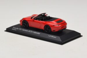 Porsche 911 991.1 Carrera 4 GTS Cabriolet Rød Minichamps 1:43 410067330 Metal — billede 3 af 5